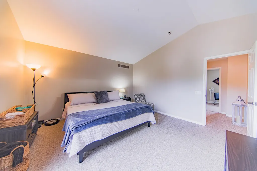 7803 Hampton Court Ypsilanti Charter Township MI 48197