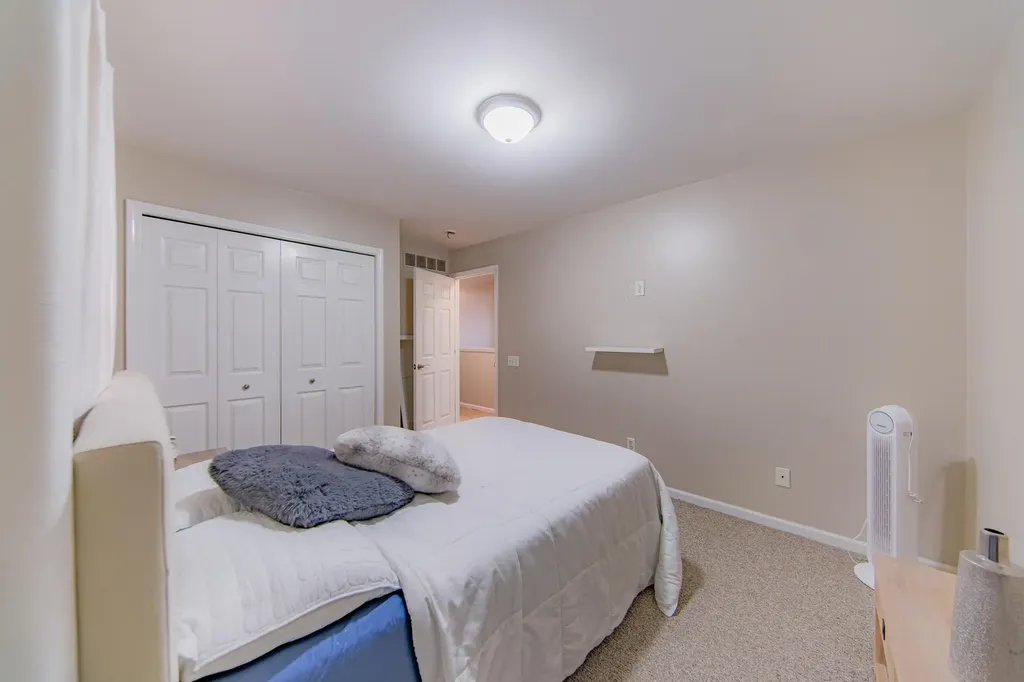 7803 Hampton Court Ypsilanti Charter Township MI 48197