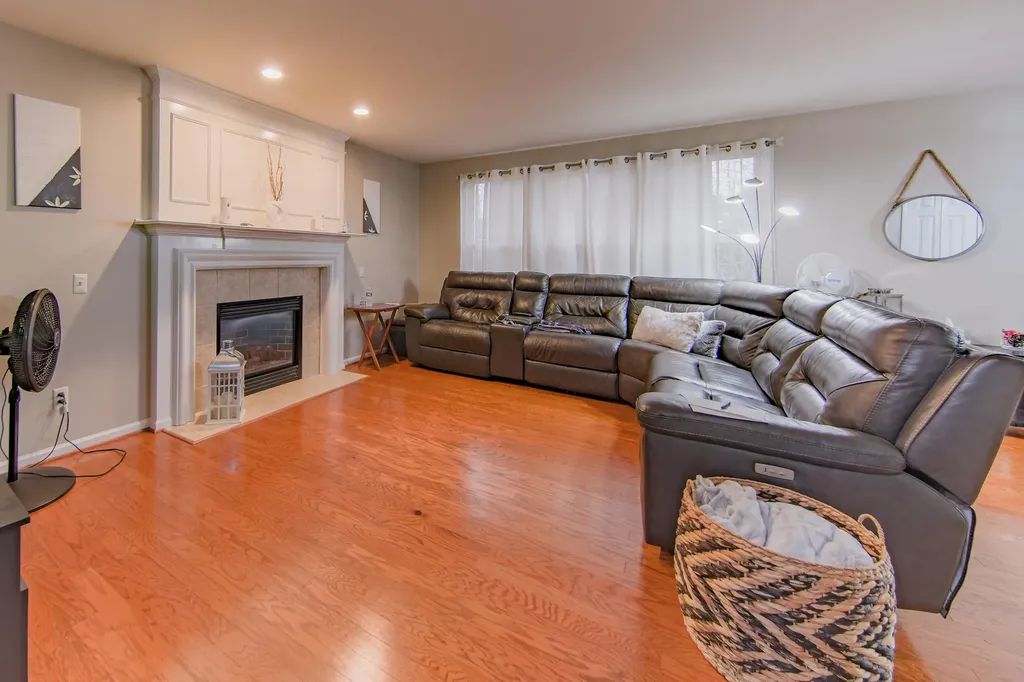 7803 Hampton Court Ypsilanti Charter Township MI 48197
