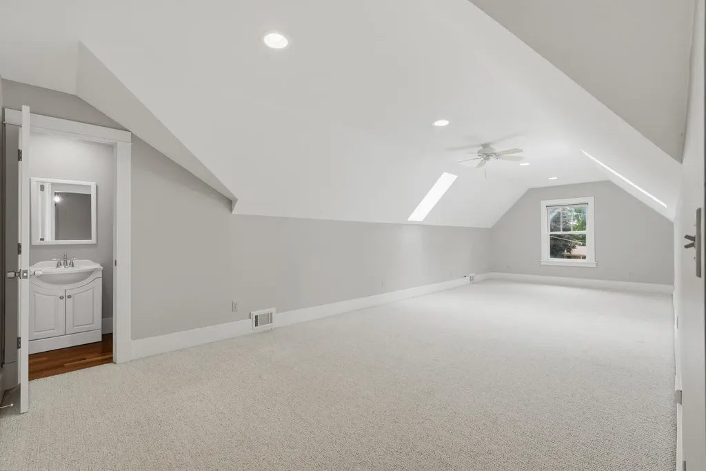 6240 Hiawatha Road Hamburg Township MI 48189