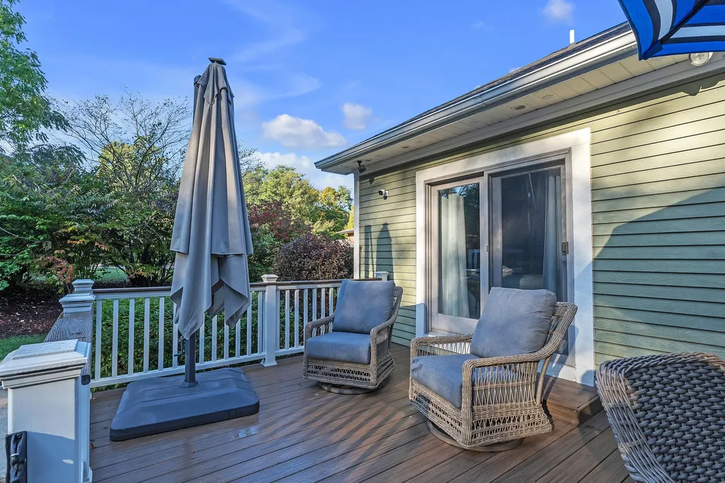 6240 Hiawatha Road Hamburg Township MI 48189