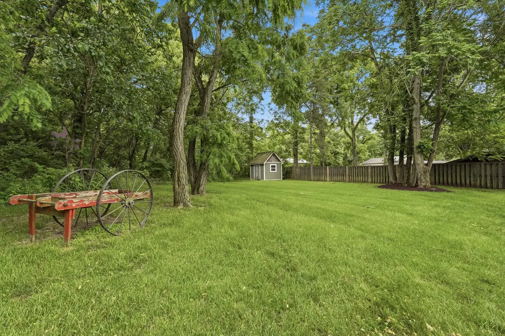 6240 Hiawatha Road Hamburg Township MI 48189