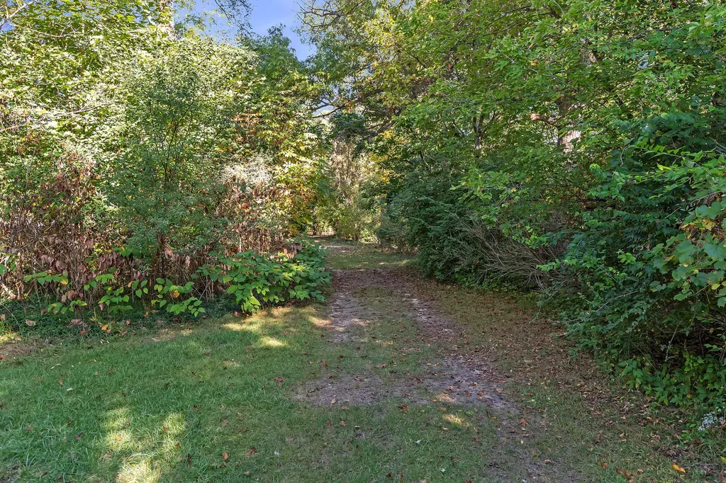 6240 Hiawatha Road Hamburg Township MI 48189