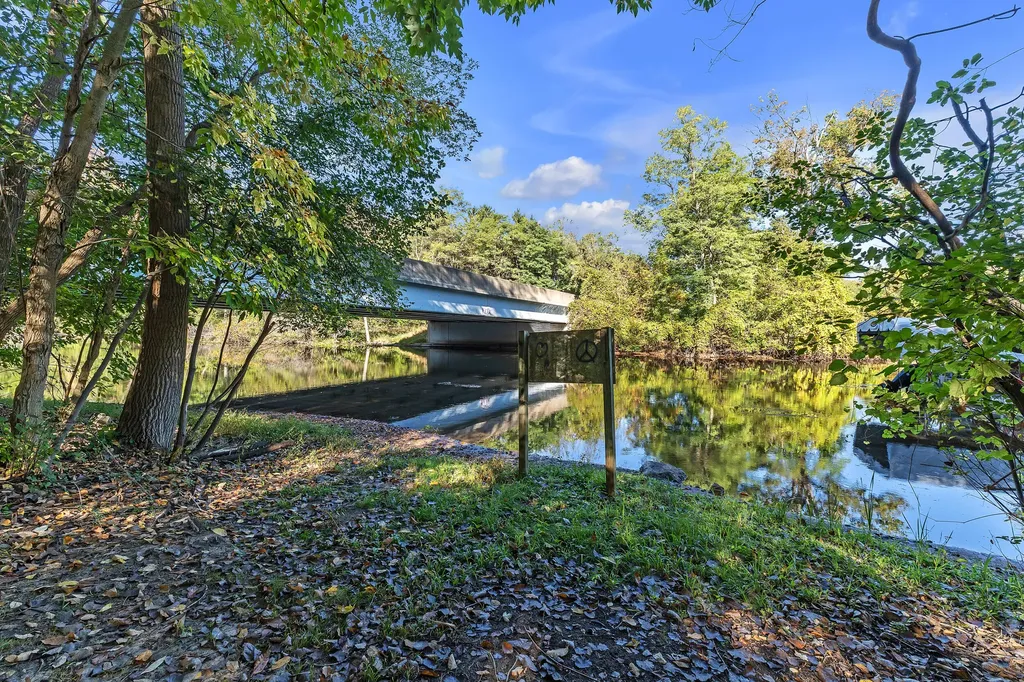 6240 Hiawatha Road Hamburg Township MI 48189