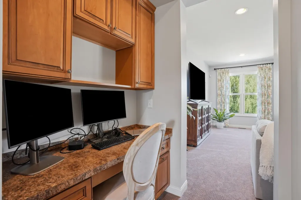 5693 Strawberry Circle Commerce Charter Township MI 48382