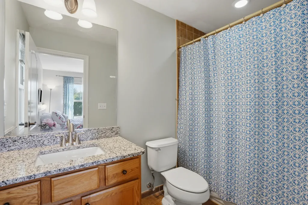 5693 Strawberry Circle Commerce Charter Township MI 48382