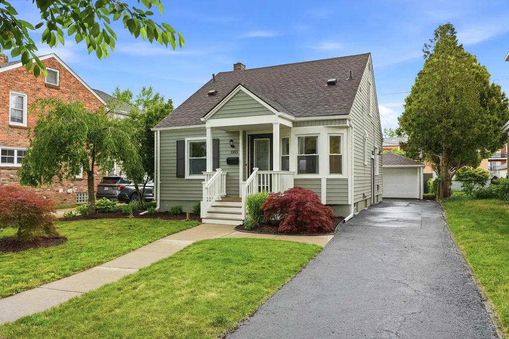 1203 E 2nd Street Royal Oak City MI 48067