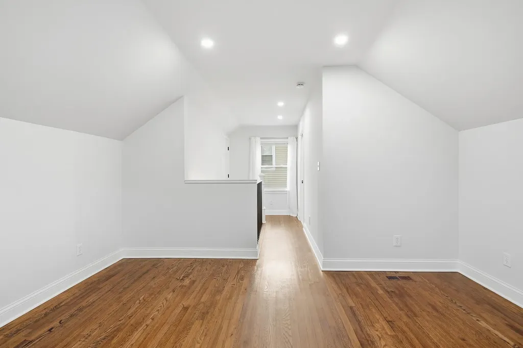 1203 E 2nd Street Royal Oak City MI 48067