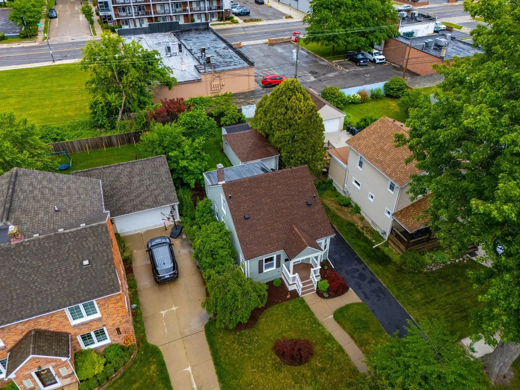 1203 E 2nd Street Royal Oak City MI 48067
