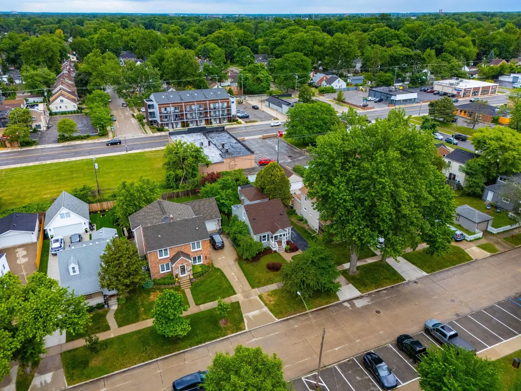 1203 E 2nd Street Royal Oak City MI 48067
