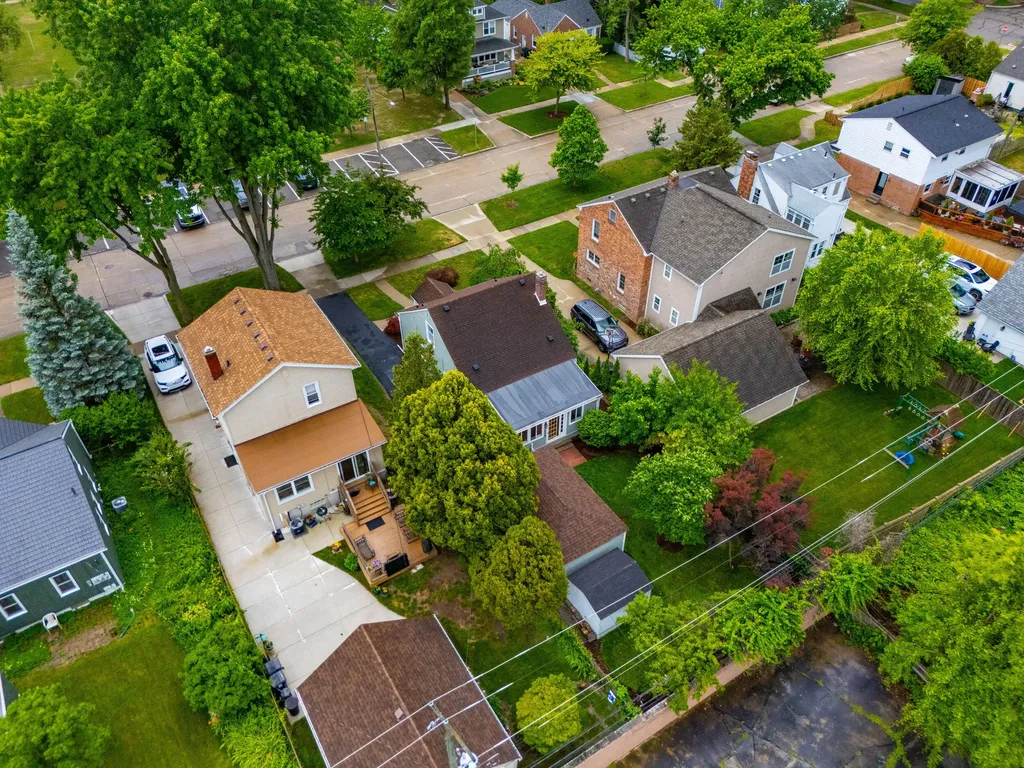 1203 E 2nd Street Royal Oak City MI 48067