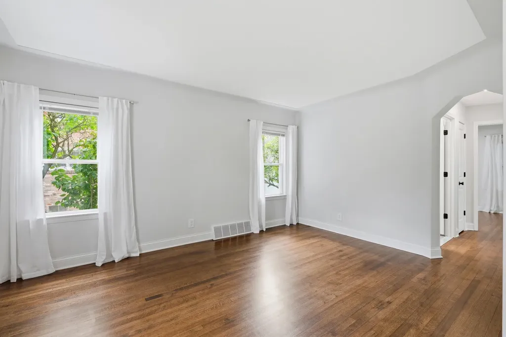 1203 E 2nd Street Royal Oak City MI 48067