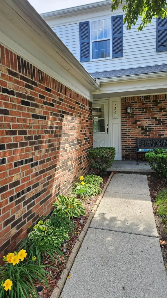 7360 S Kingston Court Westland City MI 48185