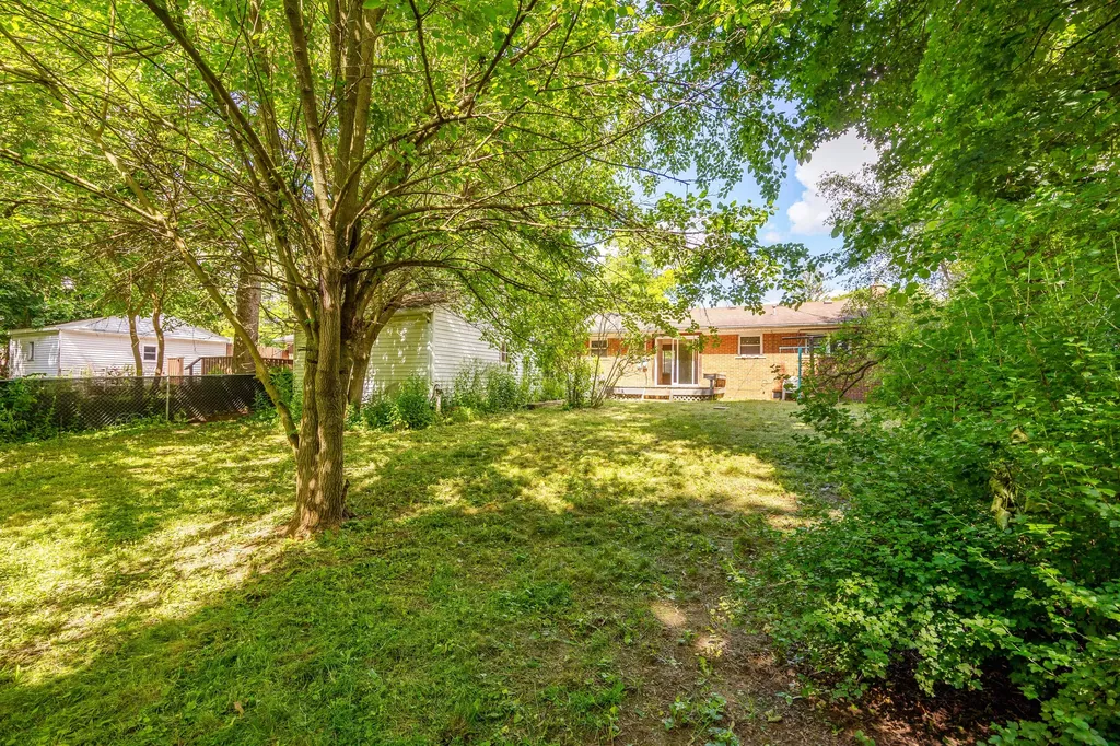 1031 N Maple Road Ann Arbor City MI 48103