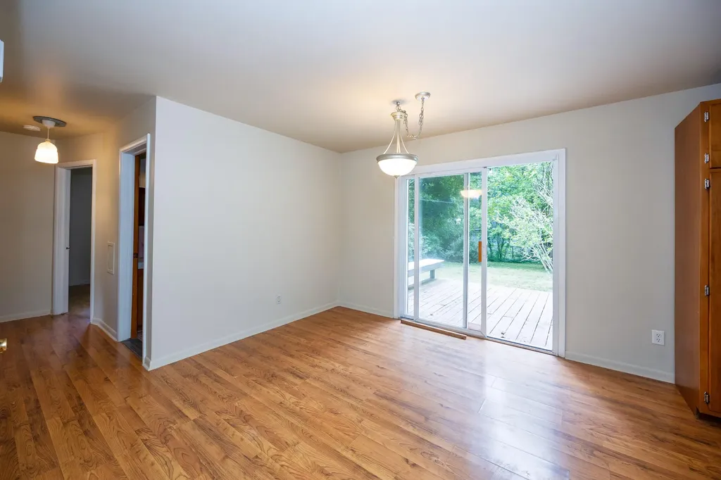 1031 N Maple Road Ann Arbor City MI 48103