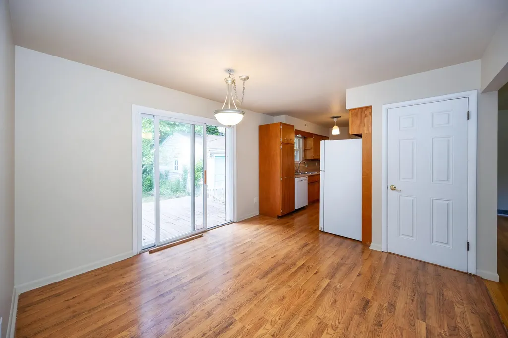 1031 N Maple Road Ann Arbor City MI 48103