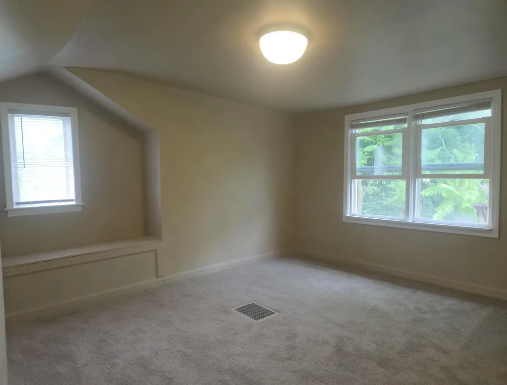 19483 Rosemont Avenue Detroit City MI 48219