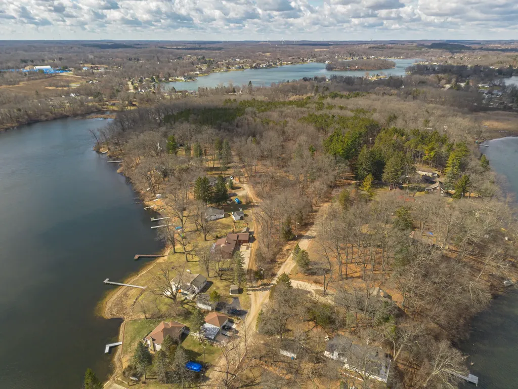 11159 W Perch Lake Drive W Somerset Township MI 49233