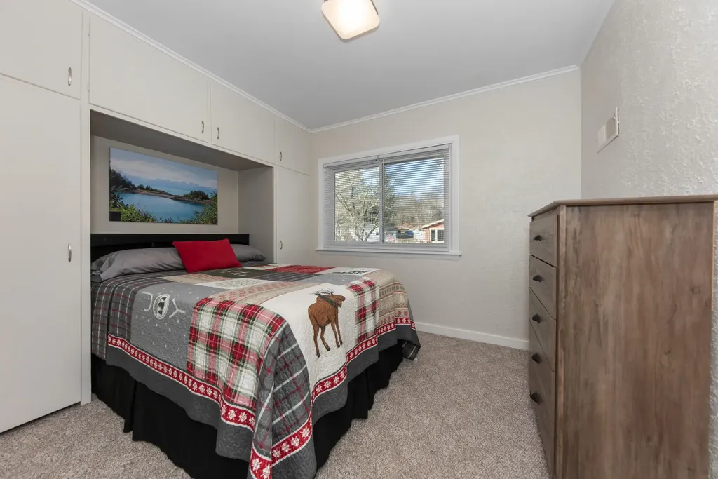 11159 W Perch Lake Drive W Somerset Township MI 49233