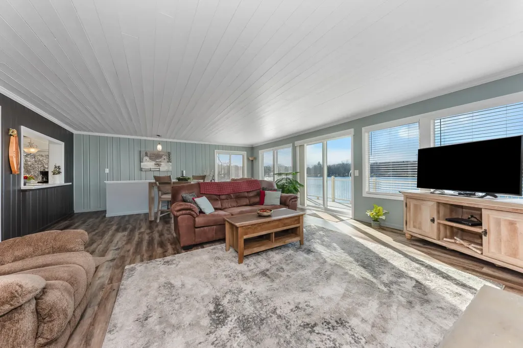 11159 W Perch Lake Drive W Somerset Township MI 49233