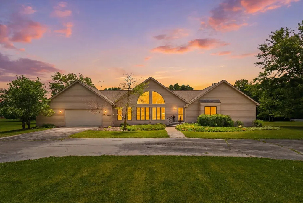 4521 Saline Waterworks Road Lodi Township MI 48176