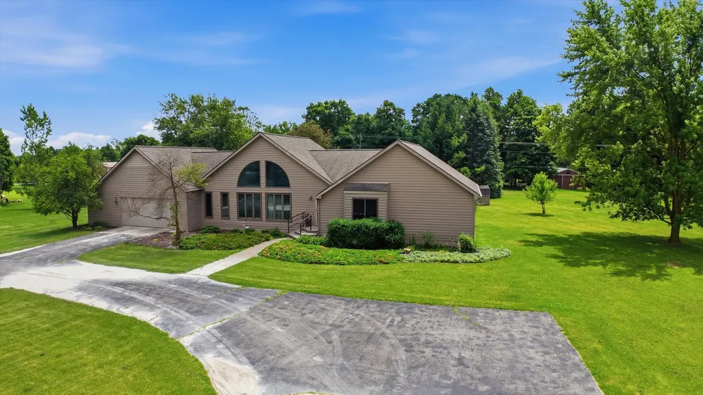 4521 Saline Waterworks Road Lodi Township MI 48176