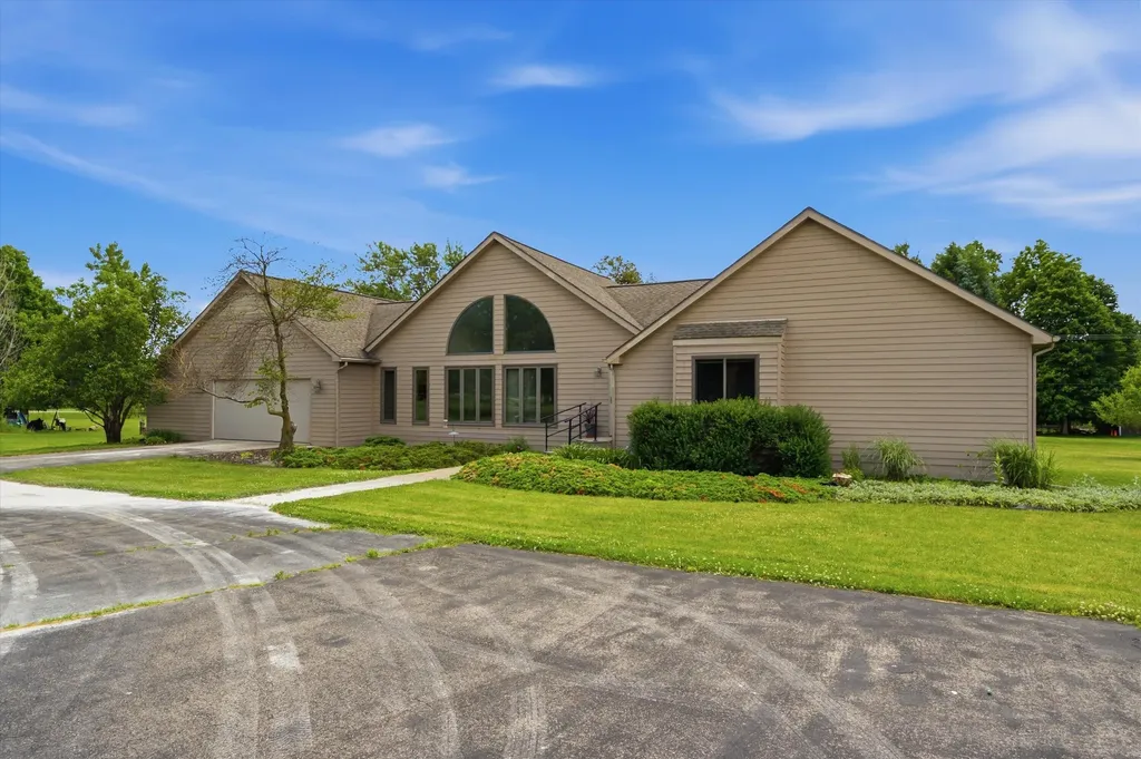 4521 Saline Waterworks Road Lodi Township MI 48176