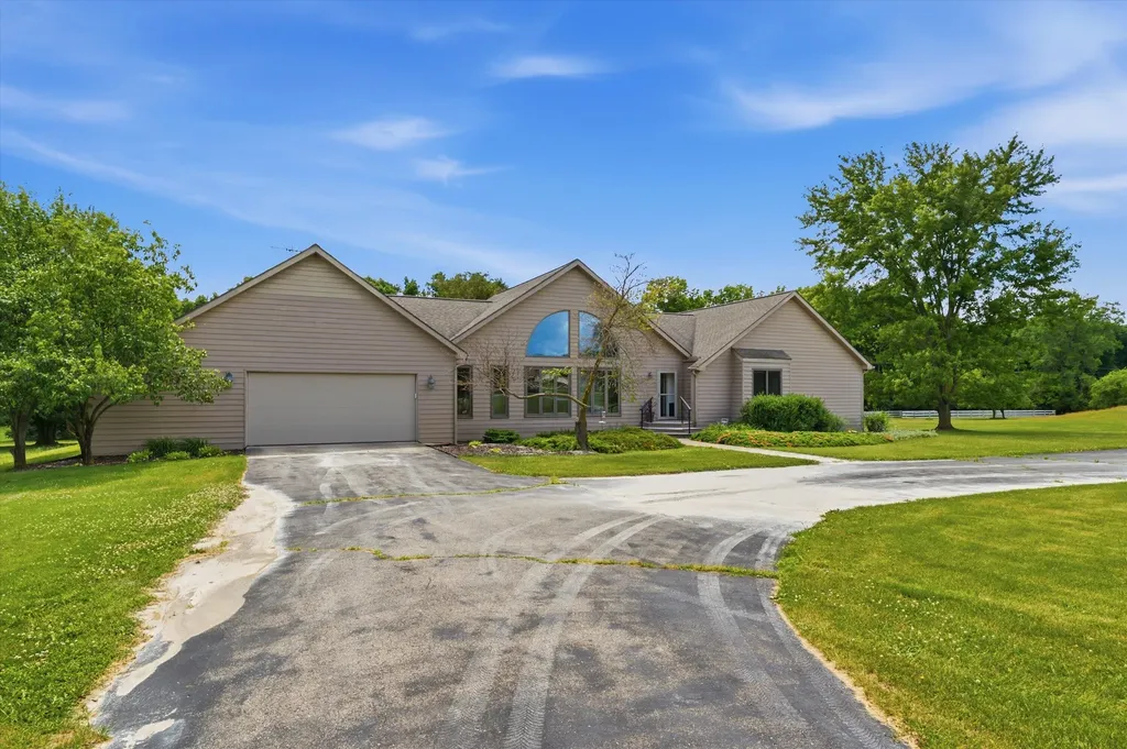 4521 Saline Waterworks Road Lodi Township MI 48176