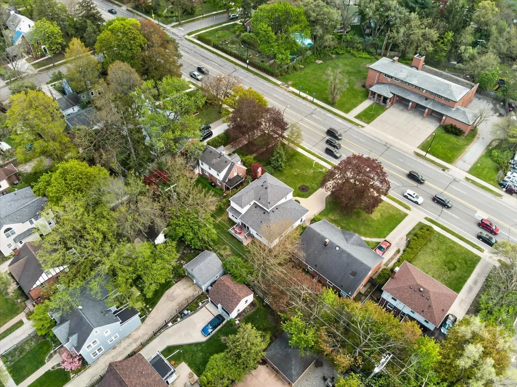 1509 E Stadium Boulevard Ann Arbor City MI 48104