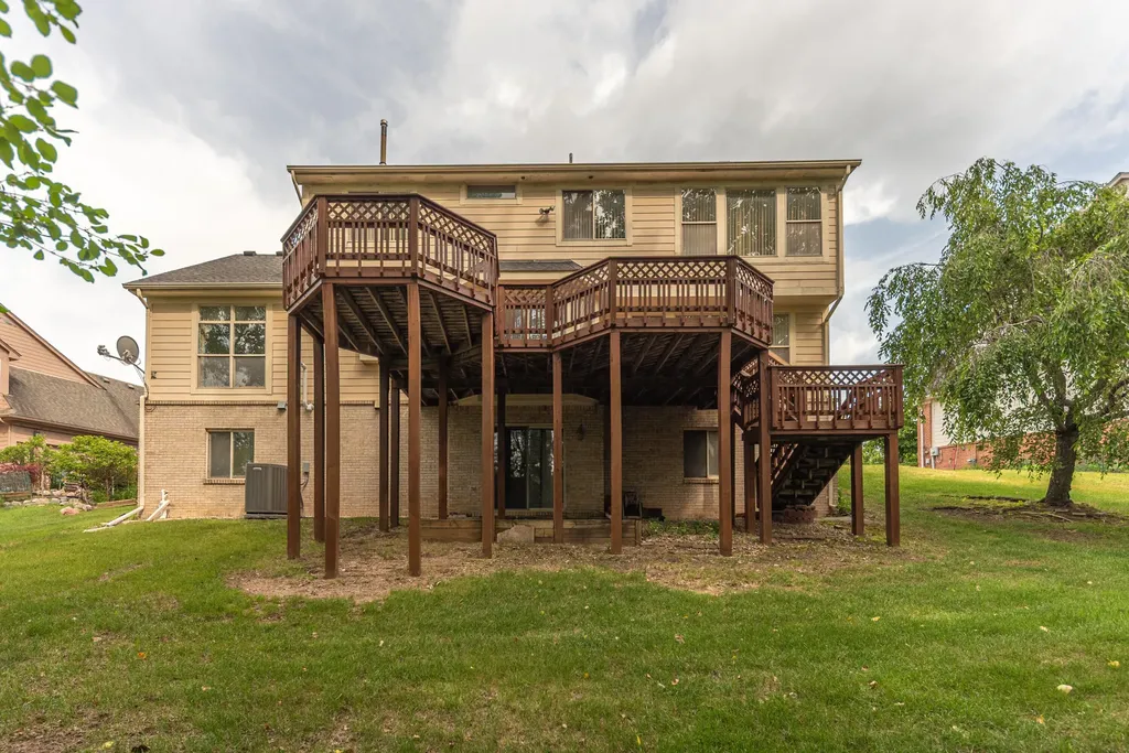 4663 Rosewood Lane West Bloomfield Charter Township MI 48323