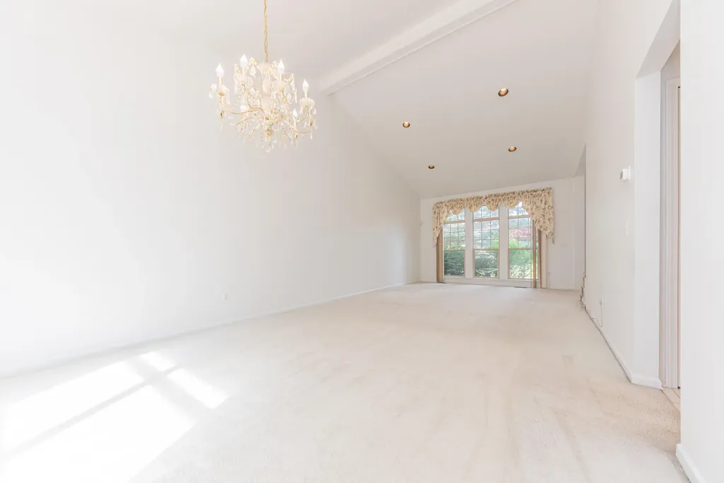 4663 Rosewood Lane West Bloomfield Charter Township MI 48323