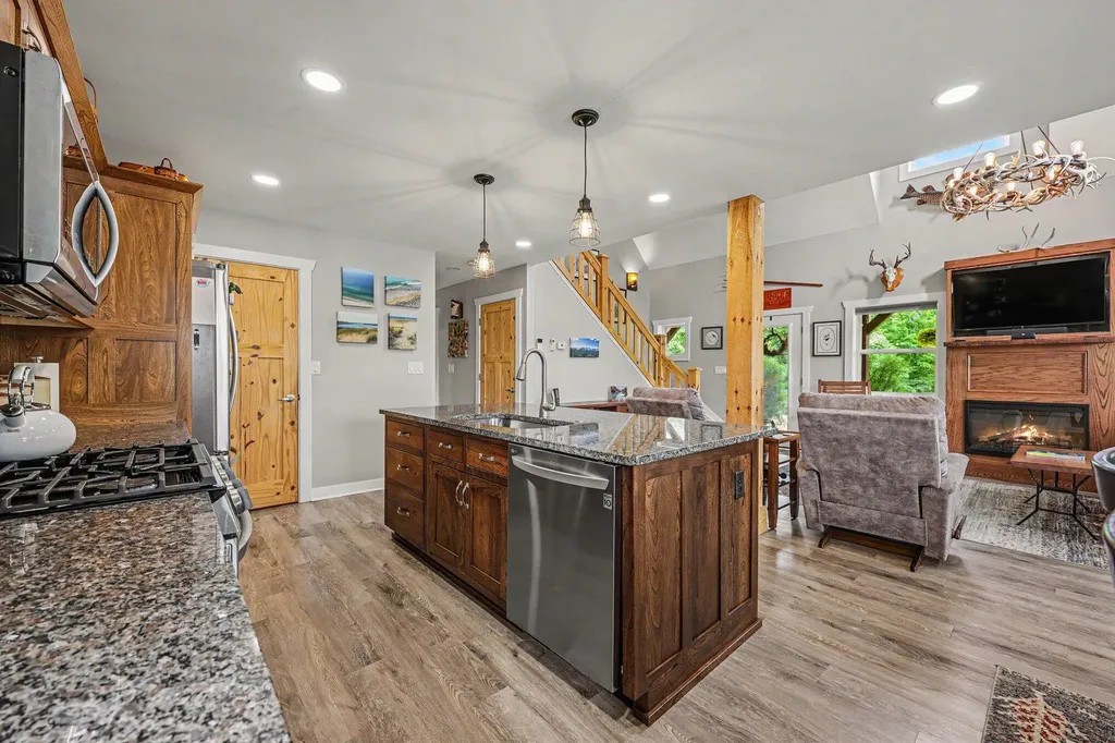 15303 Seymour Road Waterloo Township MI 49240