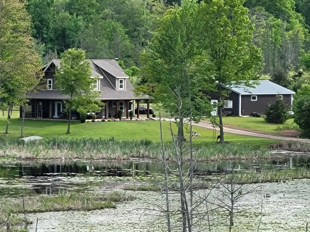 15303 Seymour Road Waterloo Township MI 49240