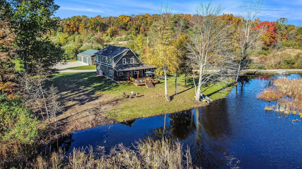 15303 Seymour Road Waterloo Township MI 49240