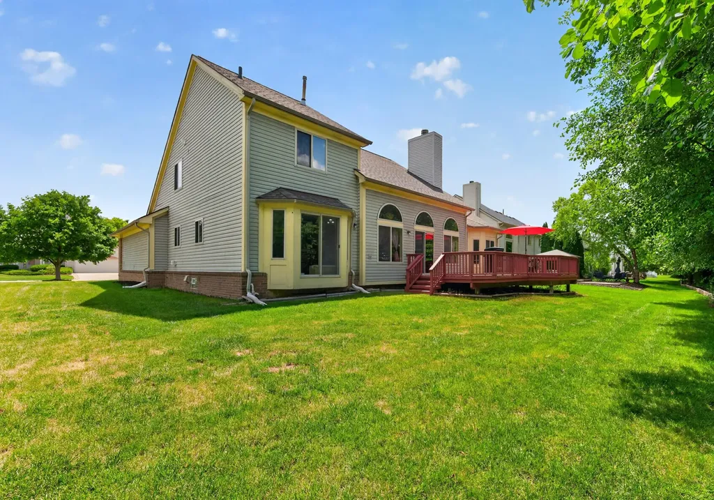 24381 Elmhurst Avenue Farmington Hills City MI 48336