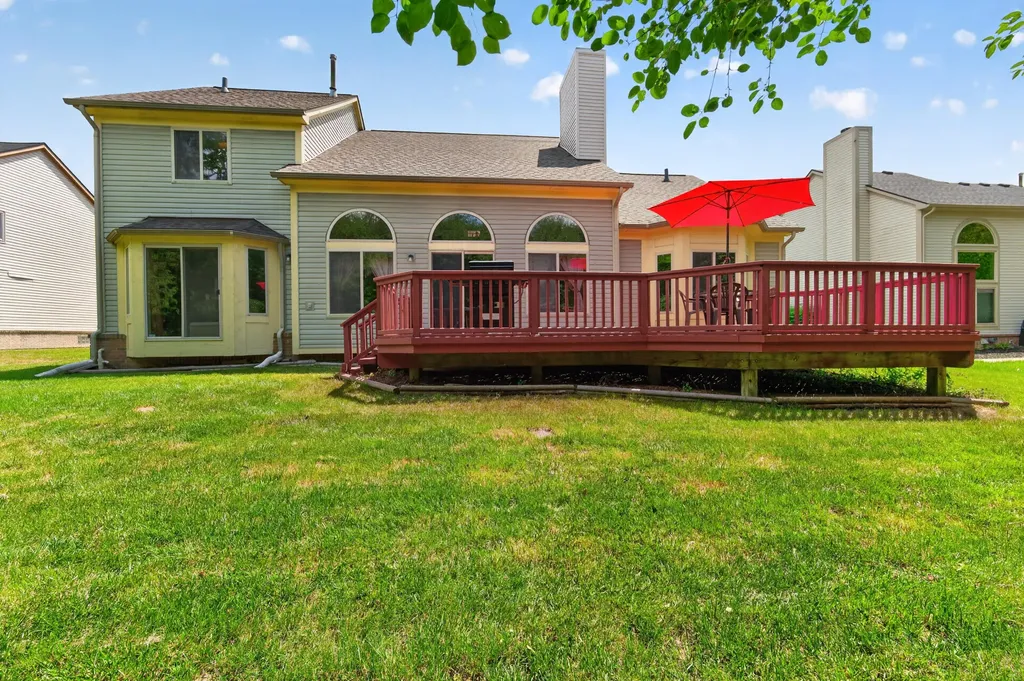 24381 Elmhurst Avenue Farmington Hills City MI 48336