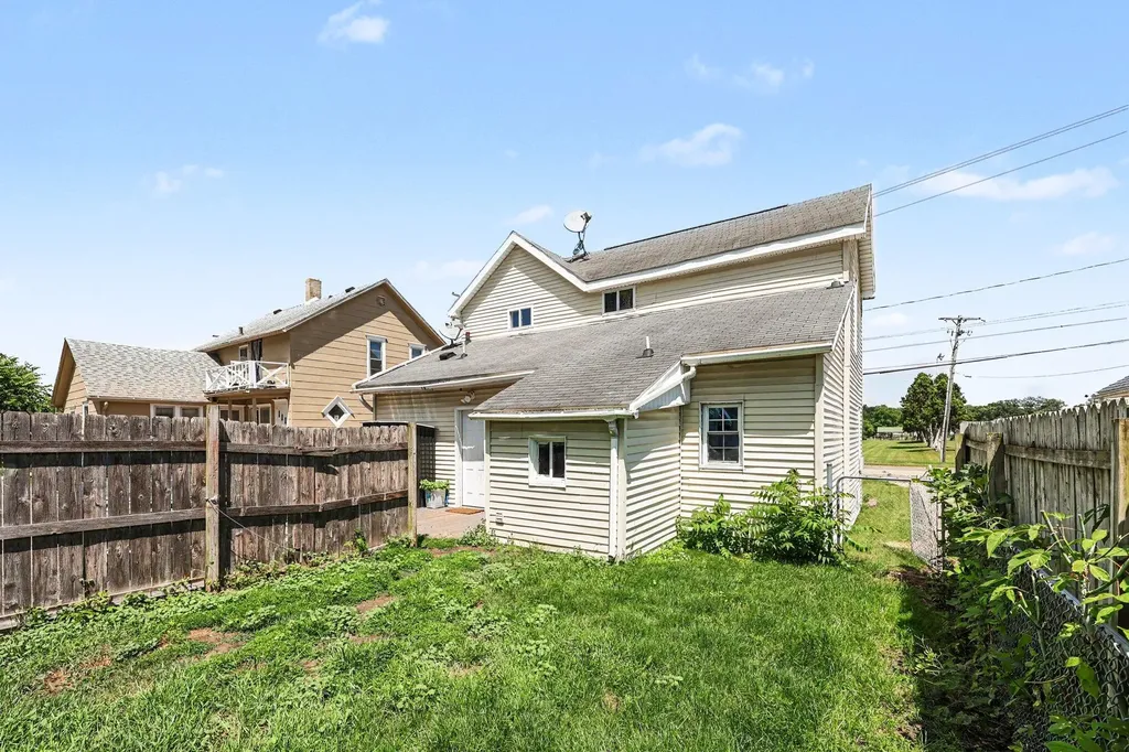 1024 Cooper Street Jackson City MI 49202