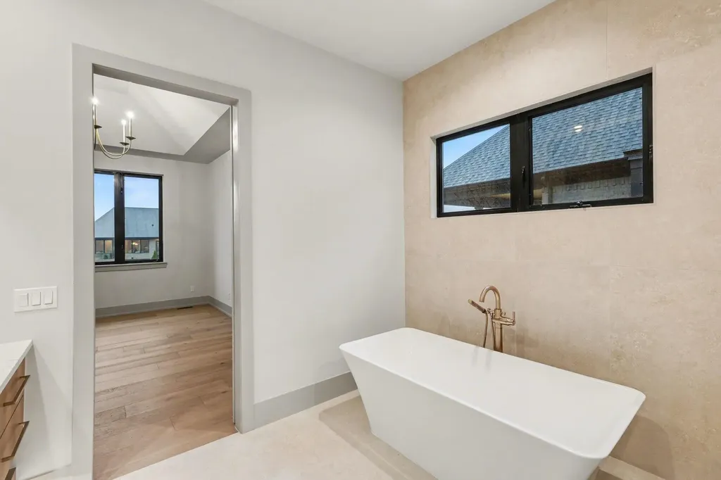 57572 Meadowridge Drive Washington Township MI 48094