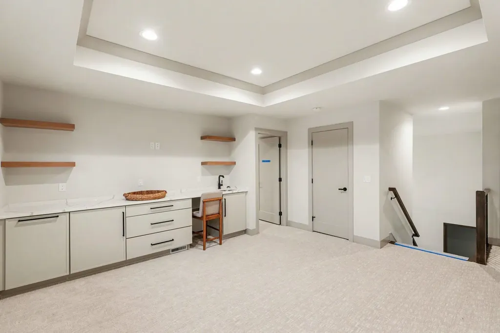57572 Meadowridge Drive Washington Township MI 48094