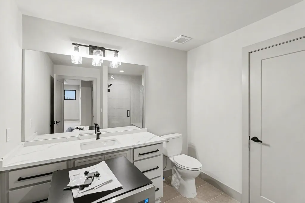 57572 Meadowridge Drive Washington Township MI 48094