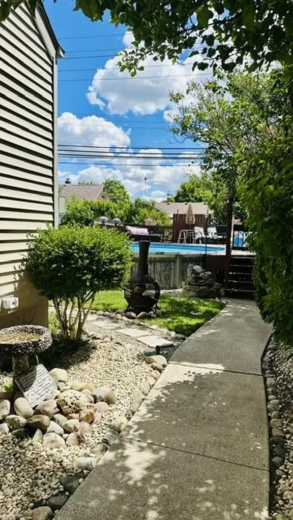 14031 Longtin Street Southgate City MI 48195