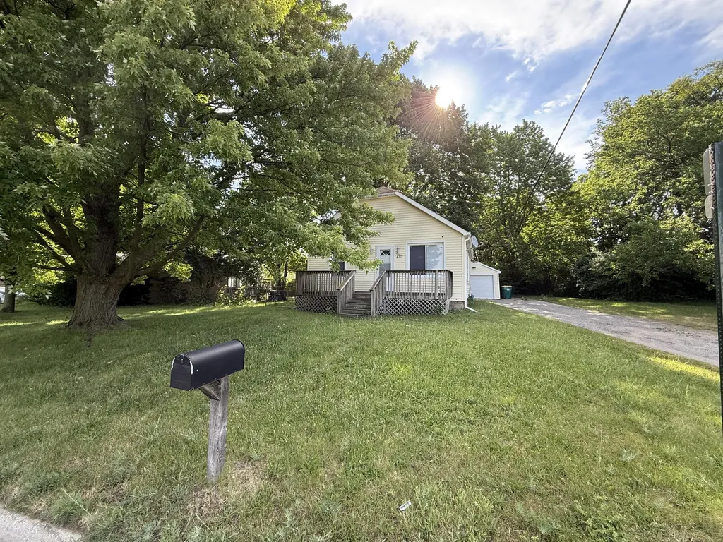 427 Glenwood Avenue Ypsilanti Charter Township MI 48198