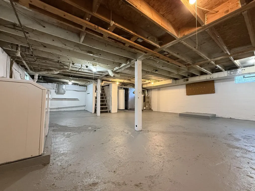 427 Glenwood Avenue Ypsilanti Charter Township MI 48198