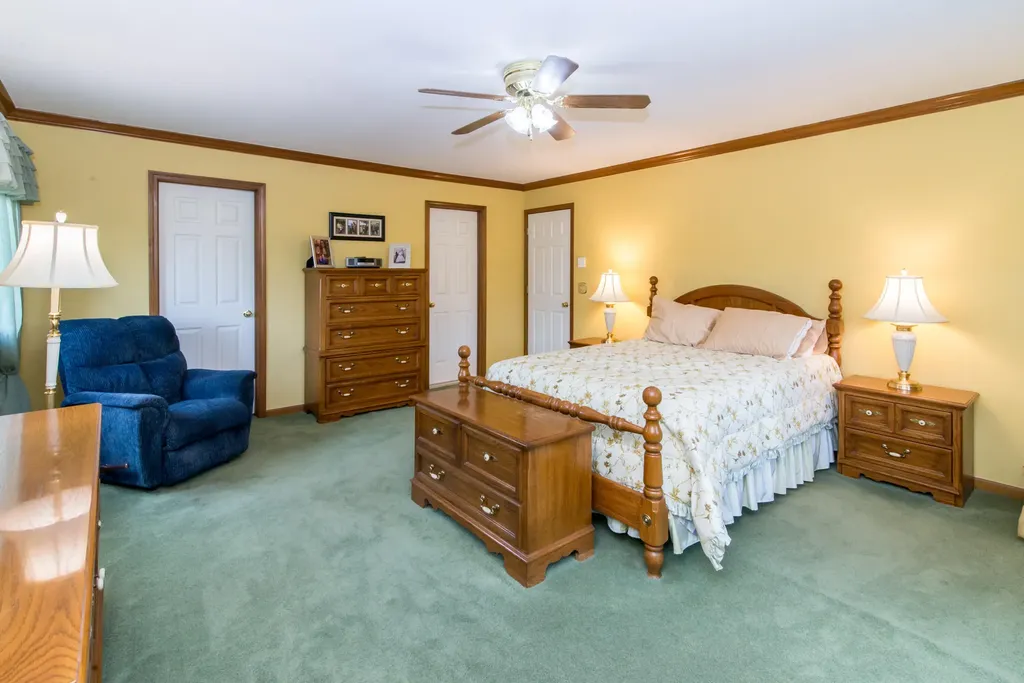 37155 Muirfield Drive Livonia City MI 48152