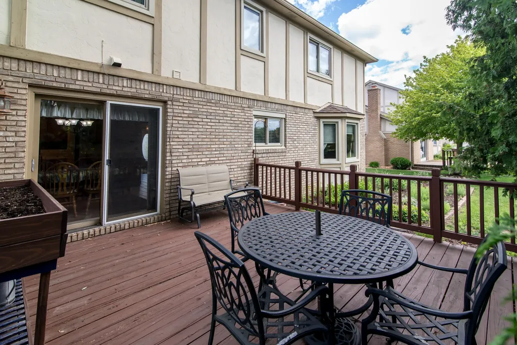 37155 Muirfield Drive Livonia City MI 48152