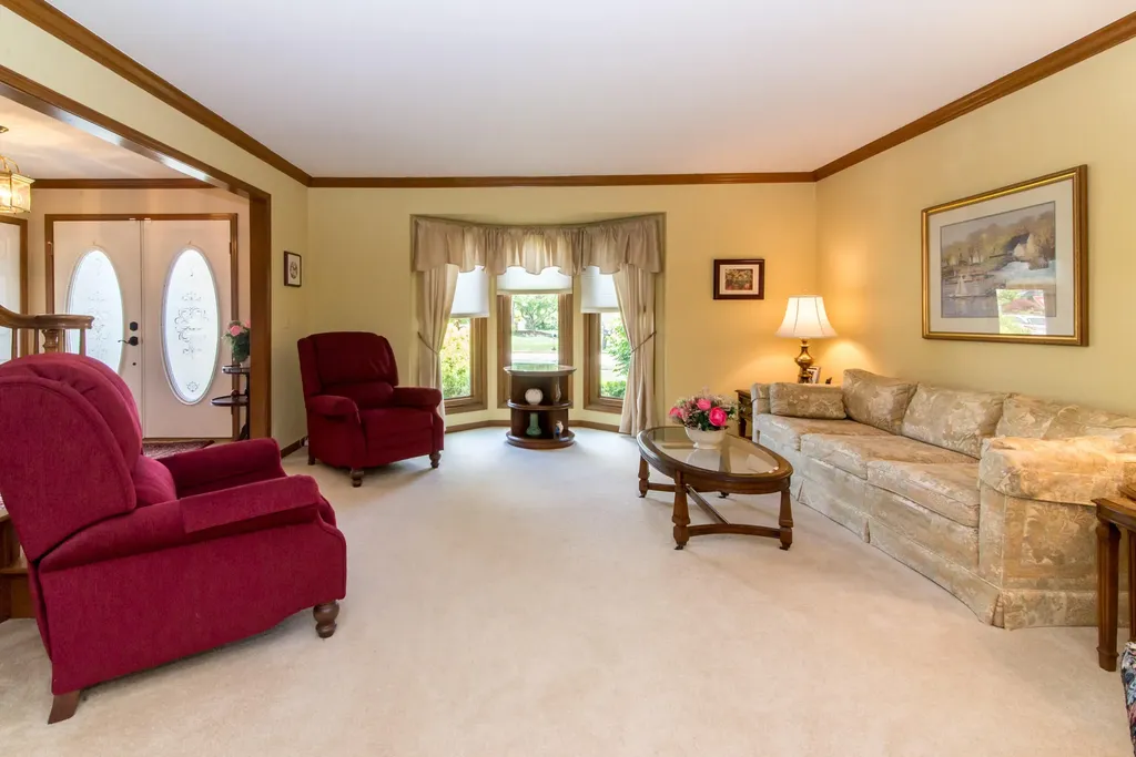37155 Muirfield Drive Livonia City MI 48152