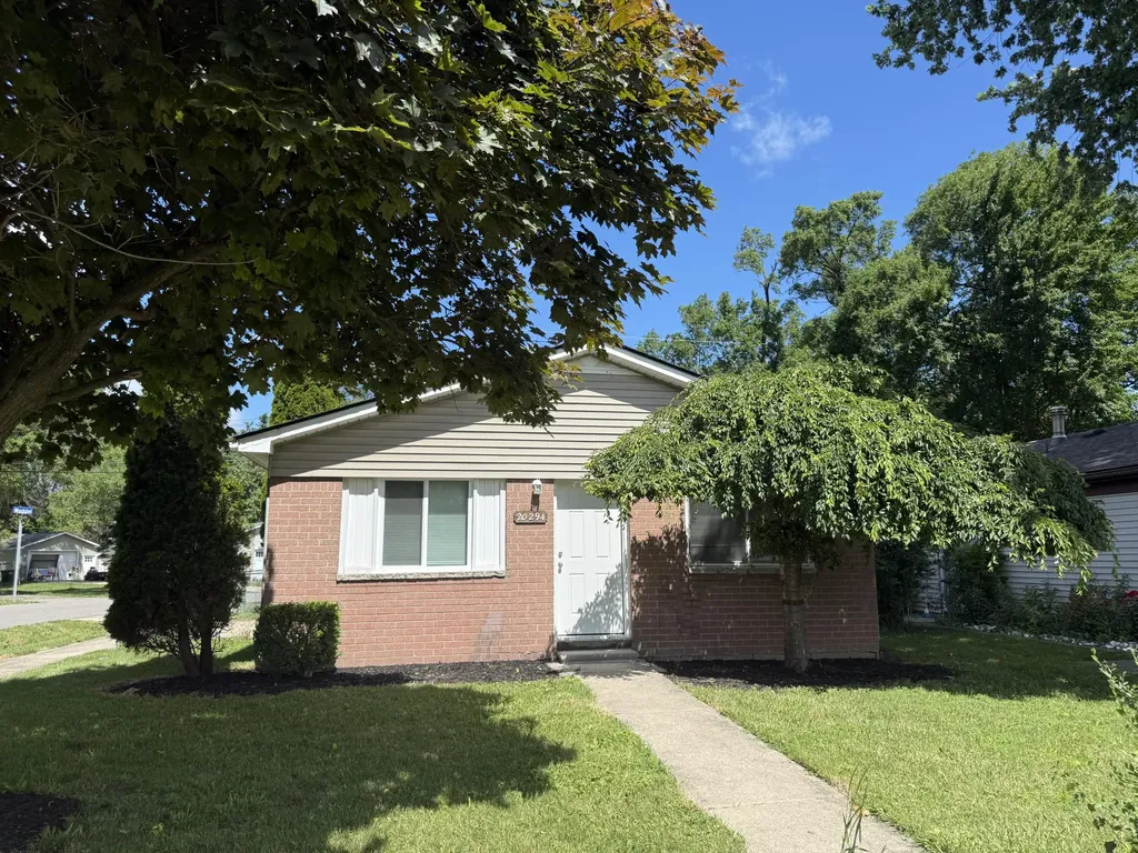 20294 Empire Street Taylor City MI 48180
