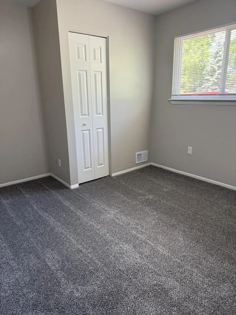 20294 Empire Street Taylor City MI 48180