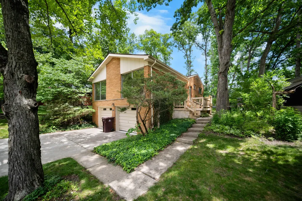 2125 Needham Road Ann Arbor City MI 48104
