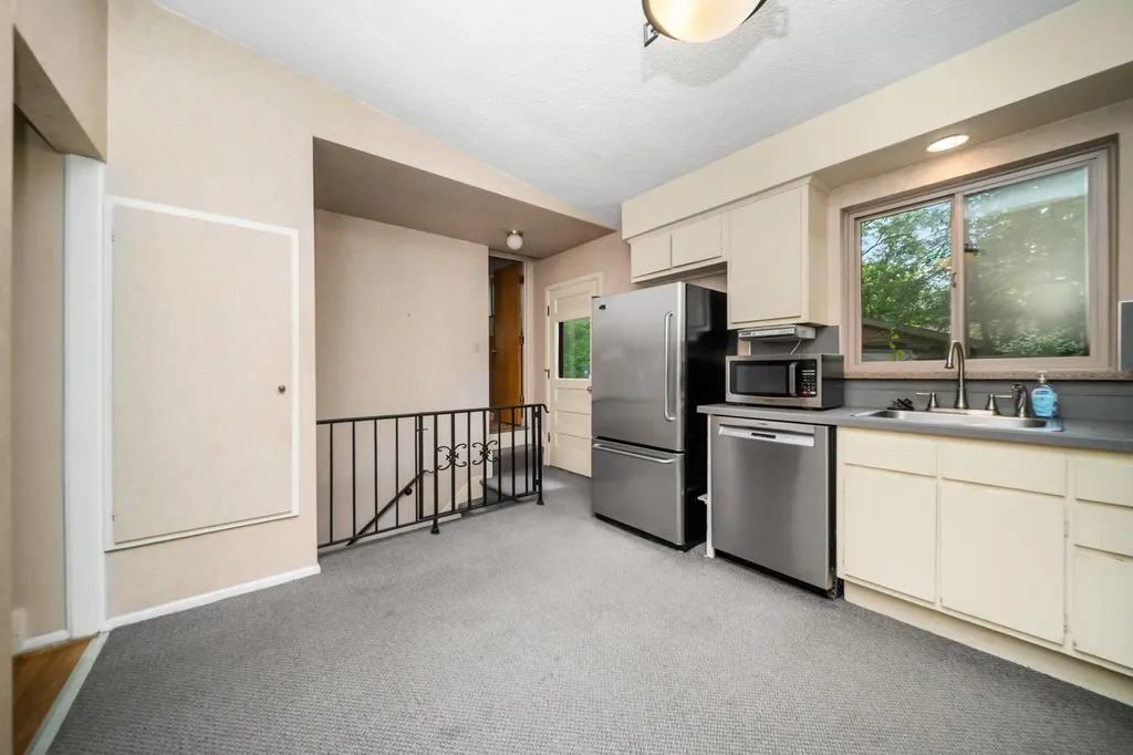 2125 Needham Road Ann Arbor City MI 48104